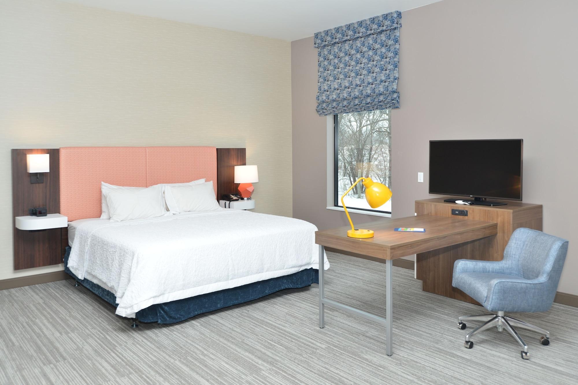 Hampton Inn&Suites Menomonie-UW Stout Exterior foto
