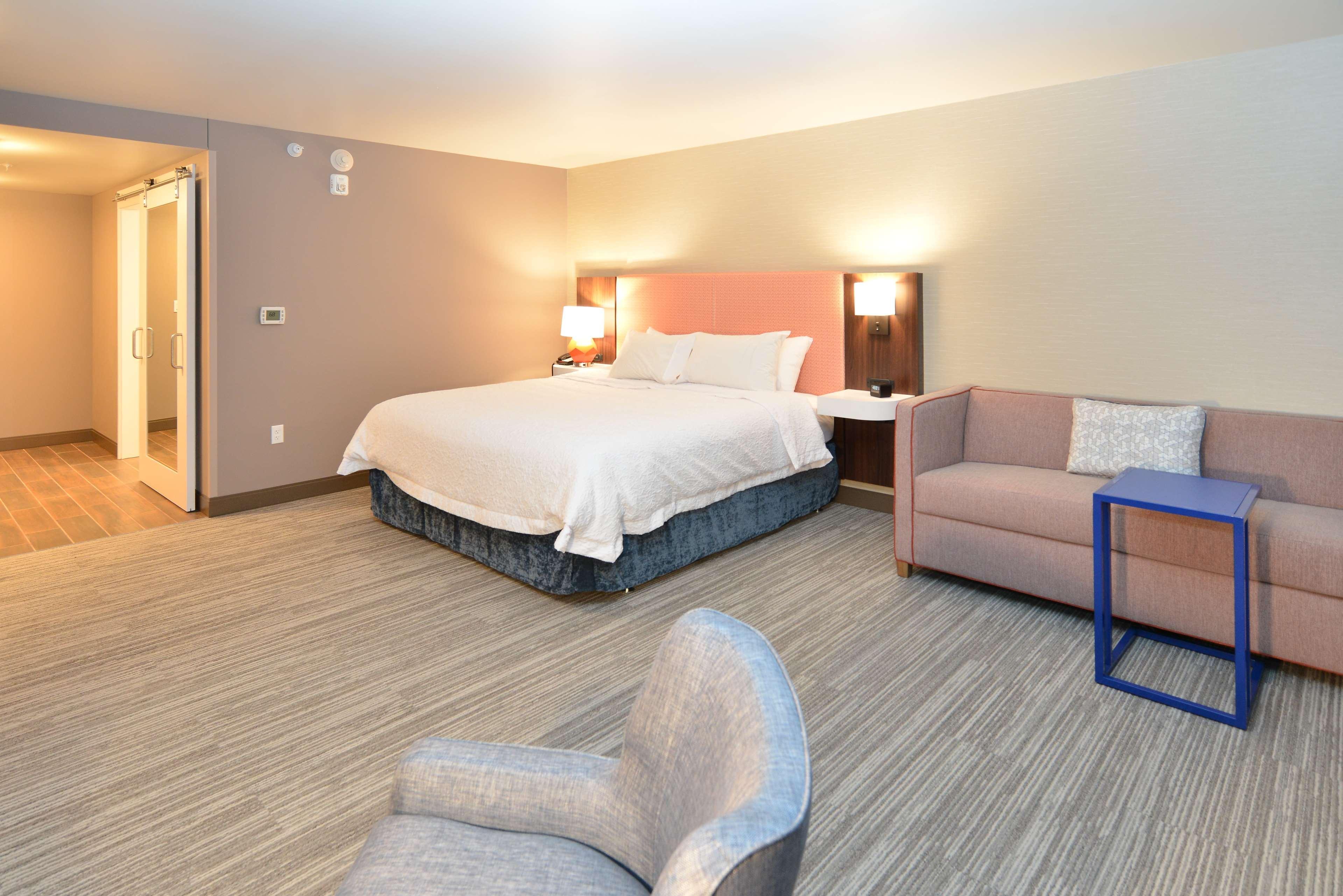 Hampton Inn&Suites Menomonie-UW Stout Exterior foto
