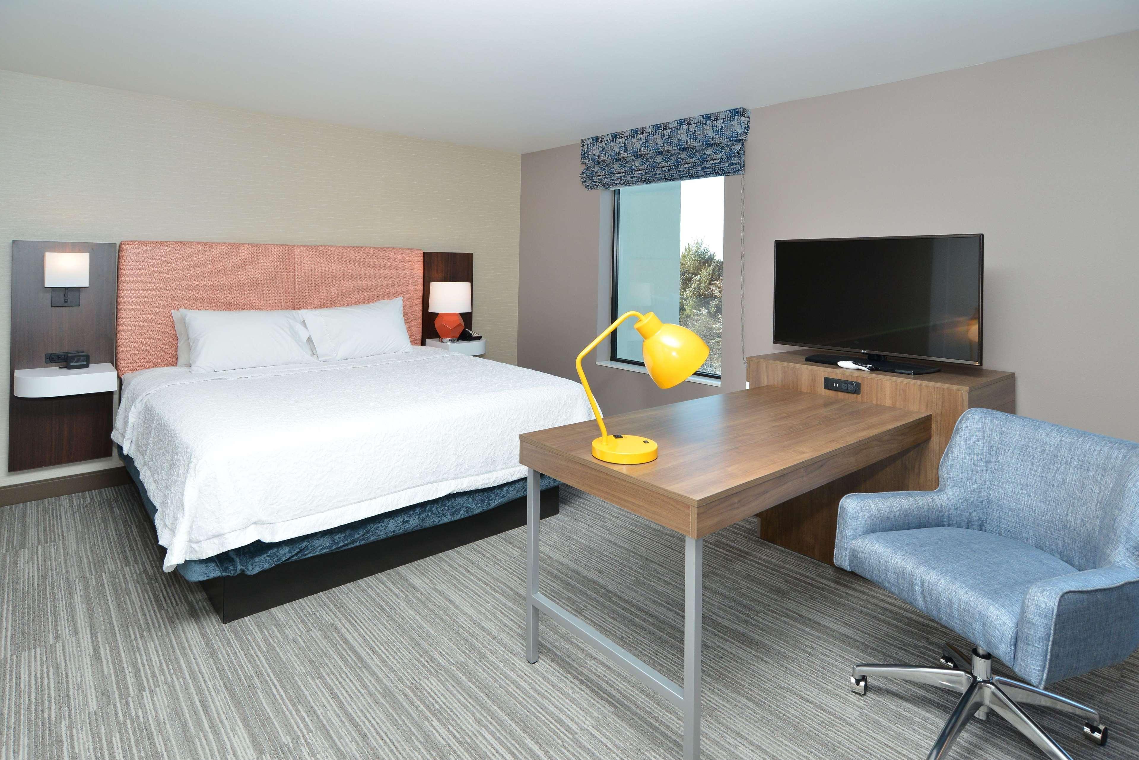 Hampton Inn&Suites Menomonie-UW Stout Exterior foto