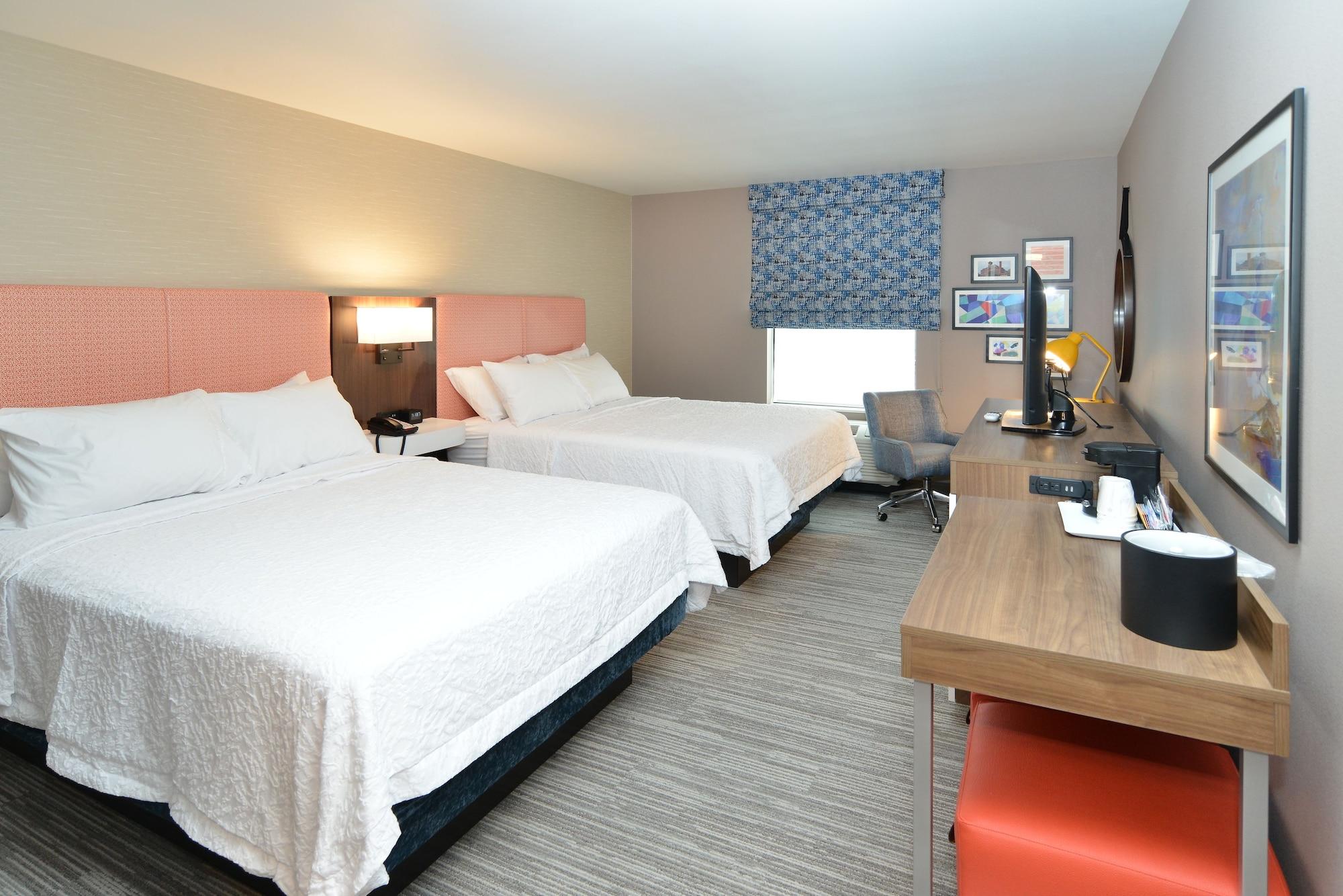 Hampton Inn&Suites Menomonie-UW Stout Exterior foto