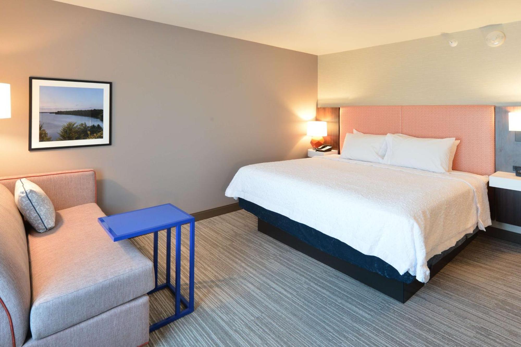 Hampton Inn&Suites Menomonie-UW Stout Exterior foto